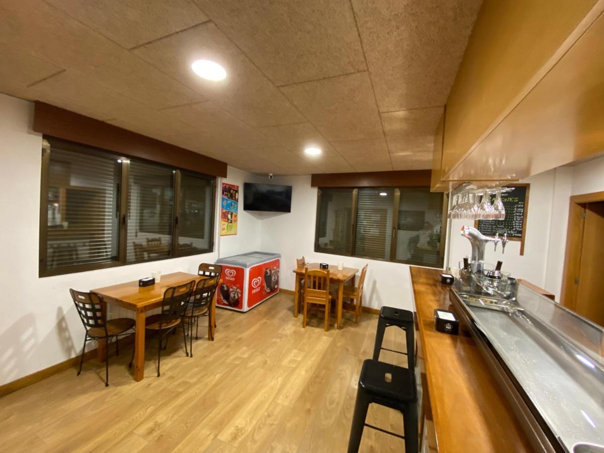 Albergue El Camino De Santovenia Santovenia De Oca Kültér fotó